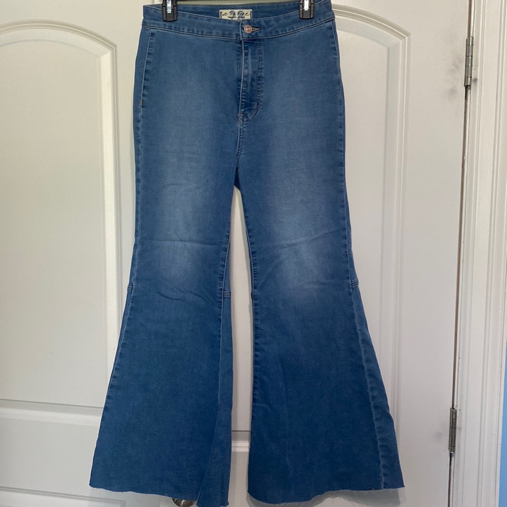 EUC Free People wide leg crop flare jeans